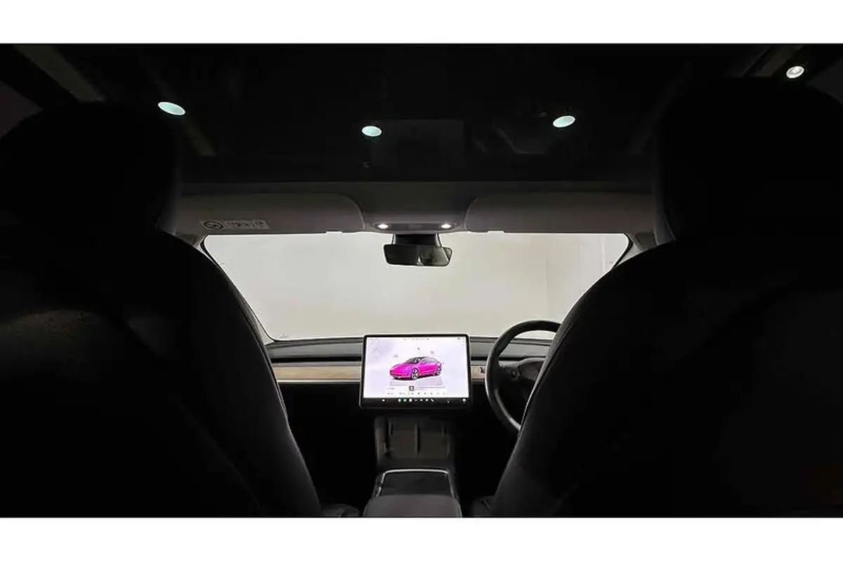 2021-tesla-model-3-e-standard-plus-big-1