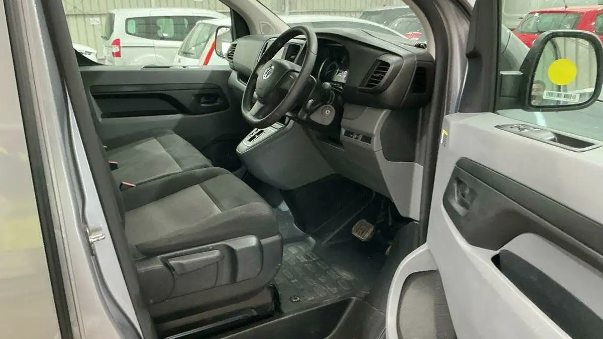 2022-vauxhall-vivaro-life-e-combi-l-9-seat-big-24