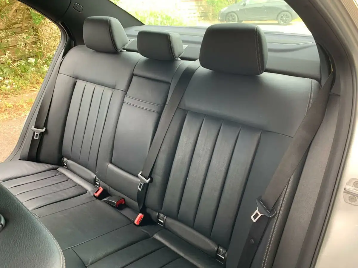 2013-mercedes-benz-e-class-21td-e220-cdi-se-21cdi-170bhp-saloon-4d-7g-tronic-plus-big-11