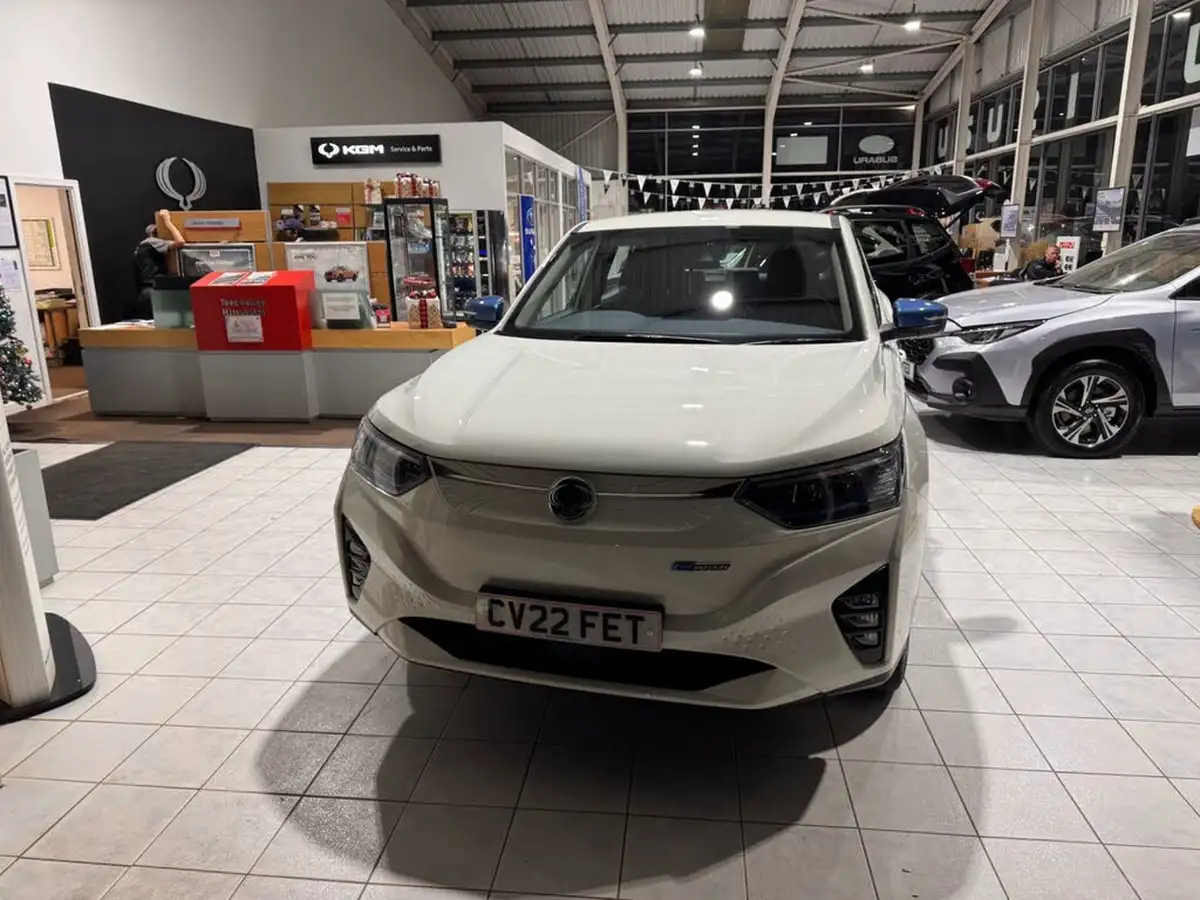 2022-kgm-ssangyong-korando-e-motion-e-ventura-big-0