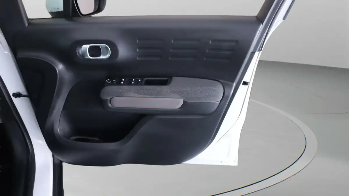2020-citroen-c3-aircross-12-puretech-flair-110ps-ss-eat6-big-15