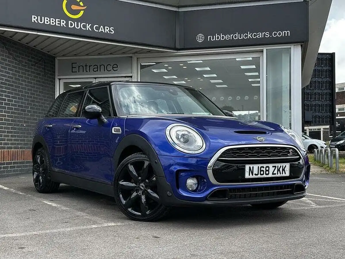 2018-mini-clubman-20-cooper-s-sport-auto-big-0
