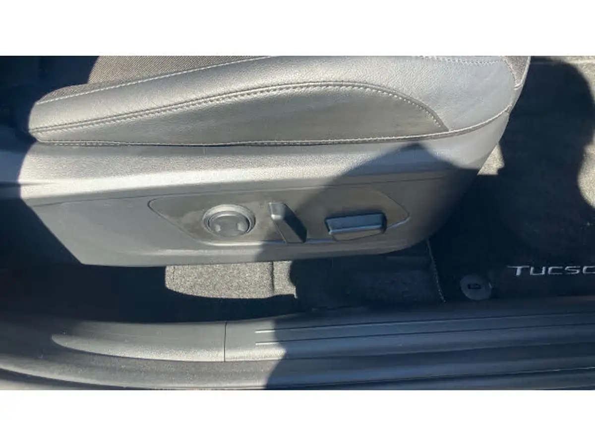 2024-hyundai-tucson-16-t-gdi-premium-160ps-48v-mhev-two-tone-roof-7dct-big-29