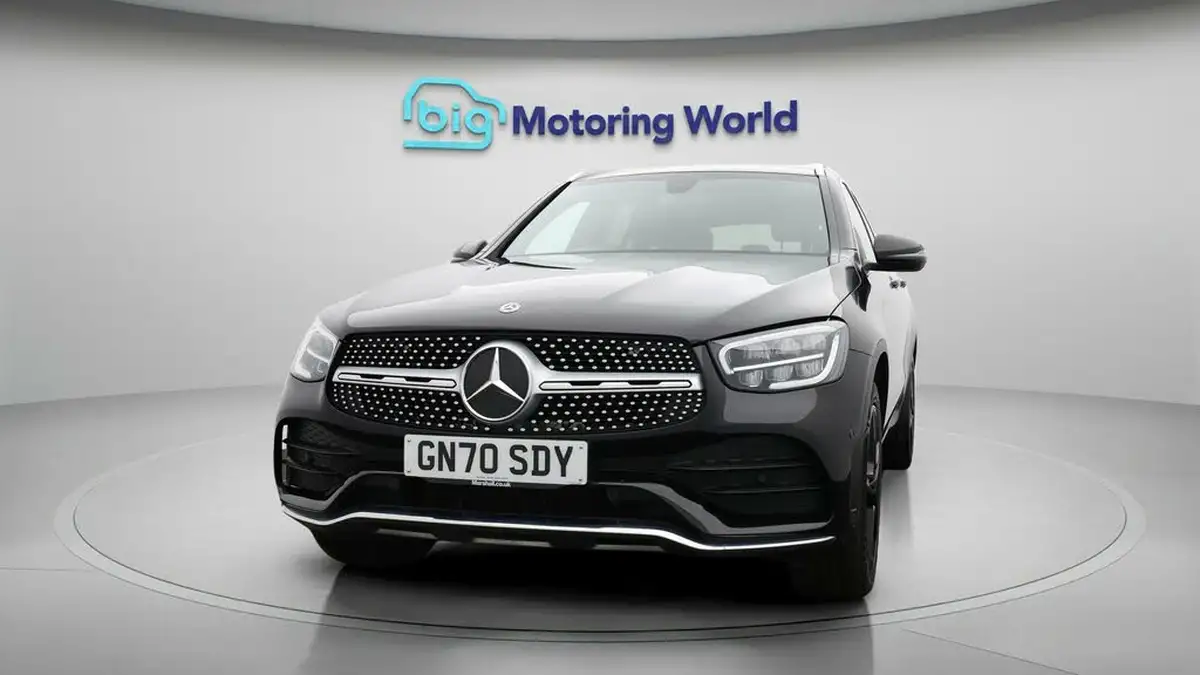 2020-mercedes-benz-glc-class-20d-glc220d-amg-line-station-wagon-5d-4matic-plus-big-1