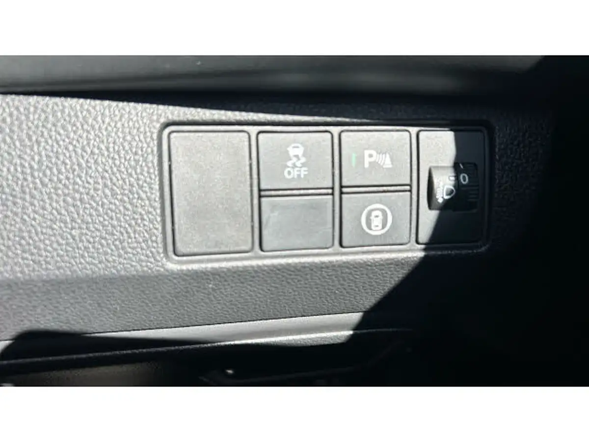 2022-honda-hr-v-15-i-mmd-elegance-big-22