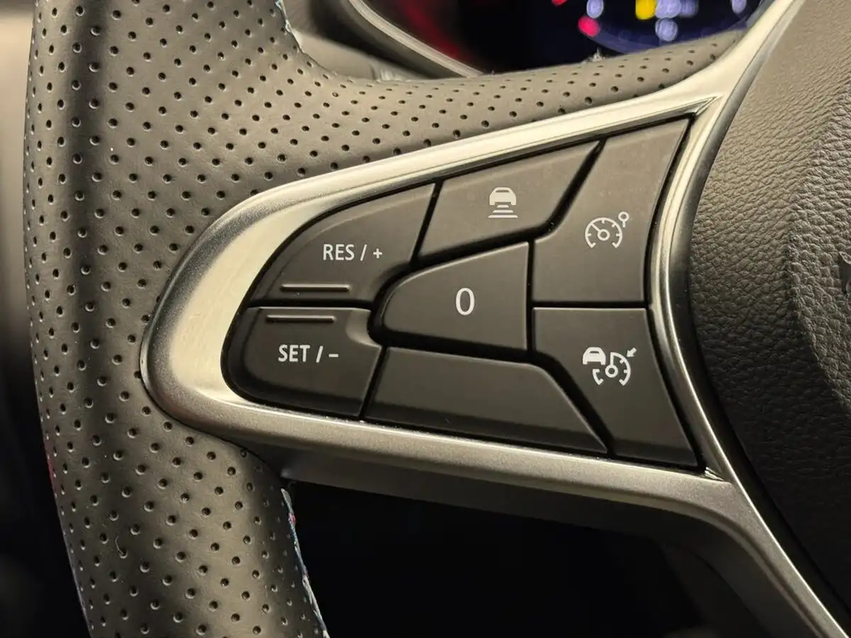 2024-renault-clio-10-tce-esprit-alpine-big-19