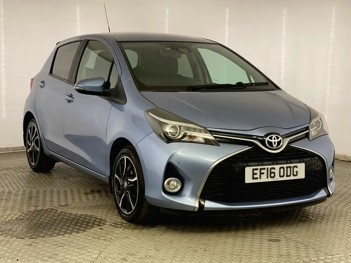 2016-toyota-yaris-133-design-tss-cvt-big-0