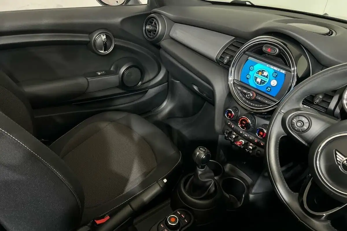 2018-mini-cooper-15-cooper-series-ii-ss-convertible-2d-big-32