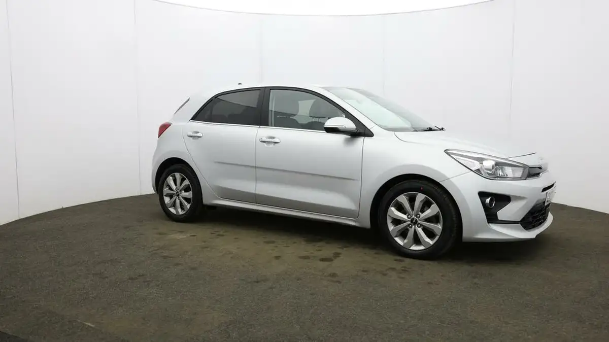 2022-kia-rio-10-t-gdi-3-big-47