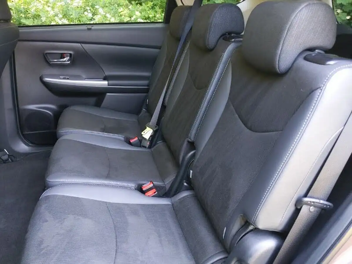 2020-toyota-prius-18-vvt-i-excel-big-5