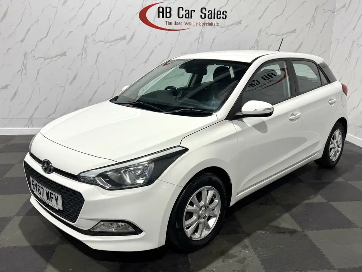 2017-hyundai-i20-12-se-hatchback-5d-big-5