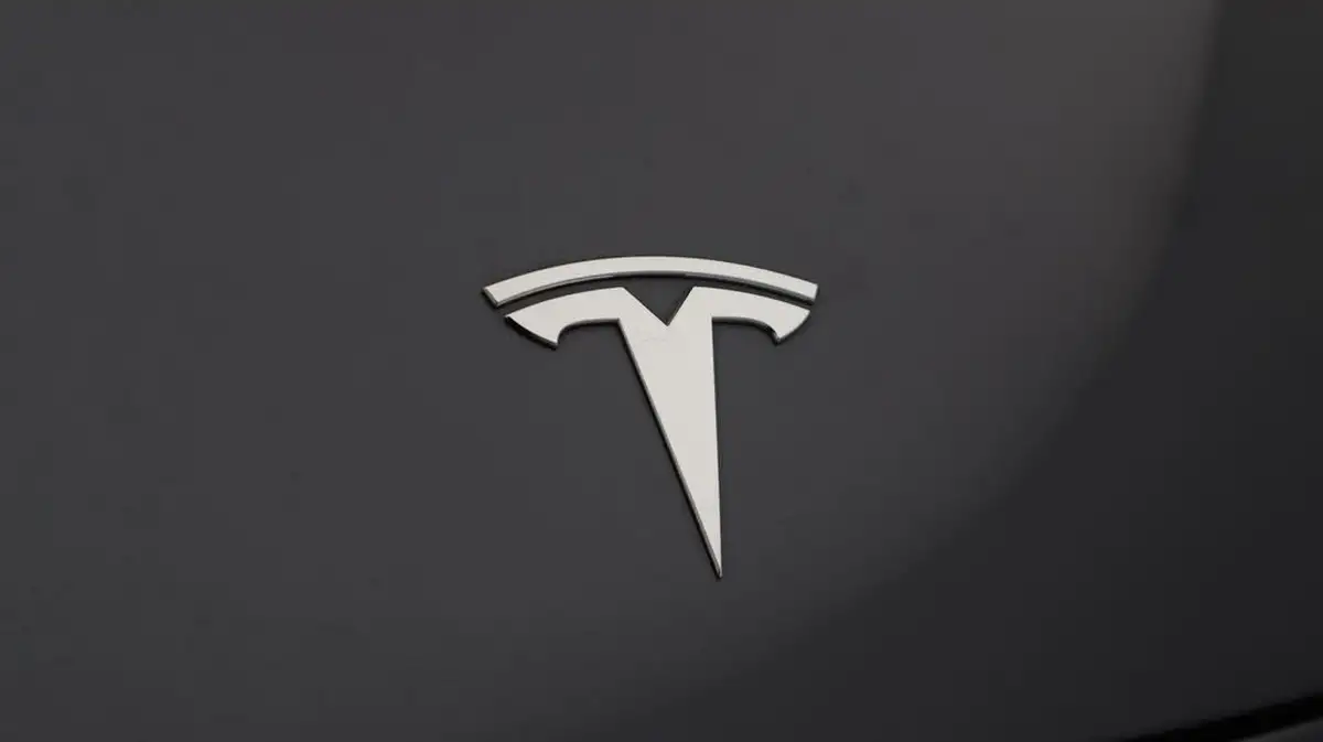 2021-tesla-model-3-e-standard-plus-big-21