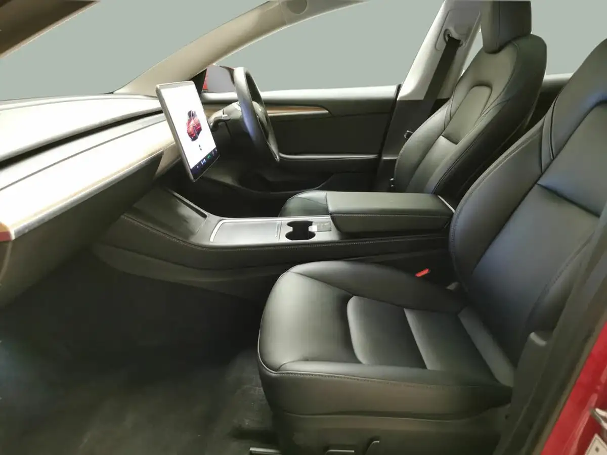 2022-tesla-model-3-e-long-range-big-3