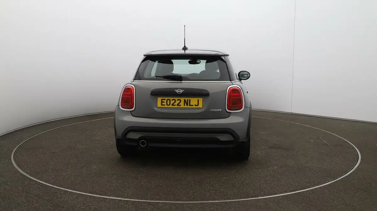 2022-mini-cooper-15-cooper-classic-hatchback-3d-auto-big-55