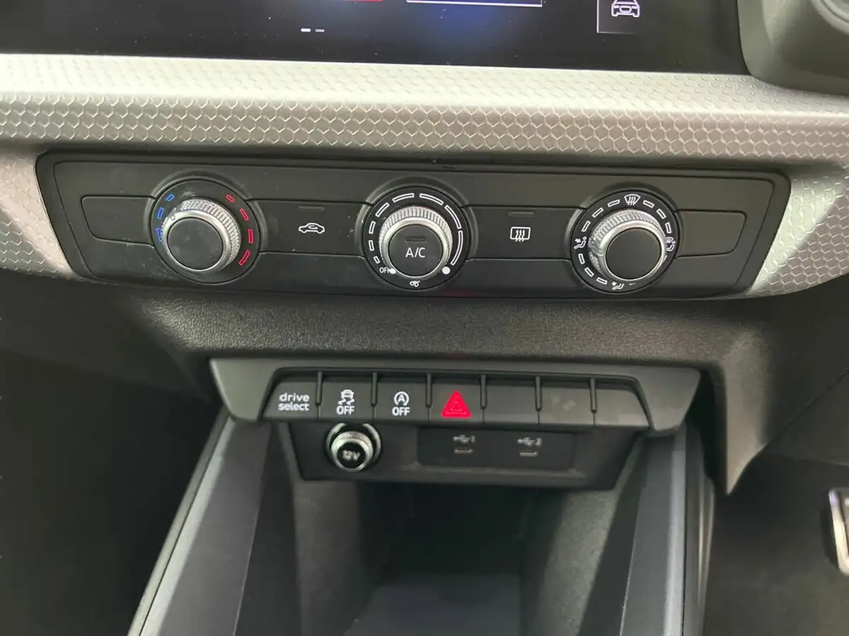 2021-audi-a1-10-30-tfsi-black-edition-s-tronic-big-25