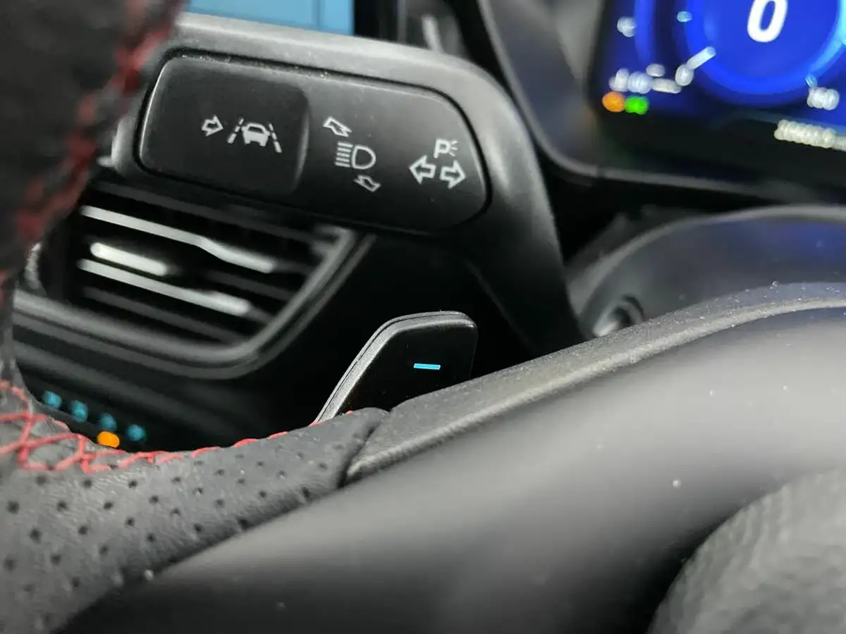 2023-ford-focus-10t-st-line-vignale-155ps-hybrid-mhev-hatchback-powershift-big-28
