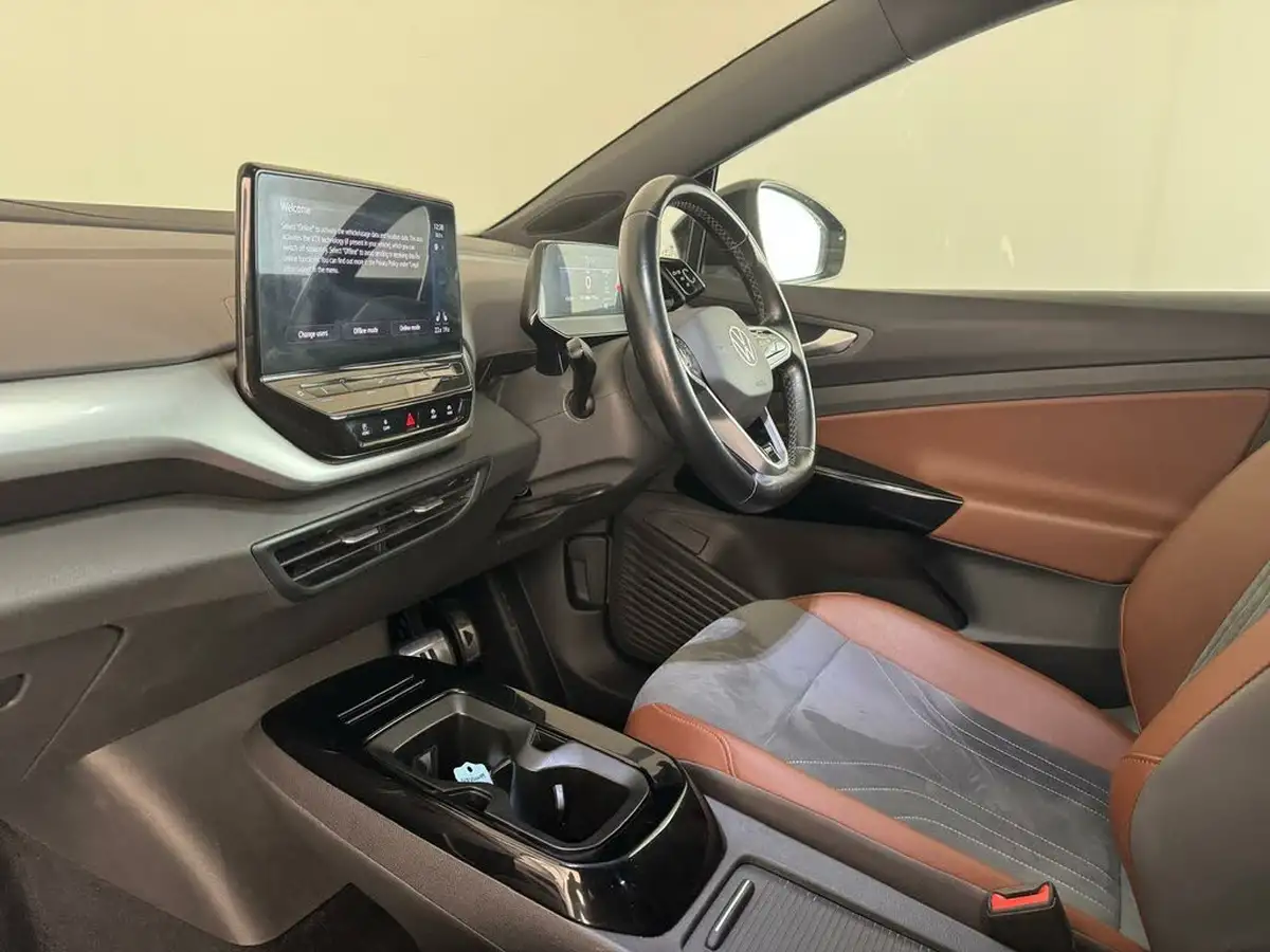 2021-volkswagen-id4-e-first-edition-big-12