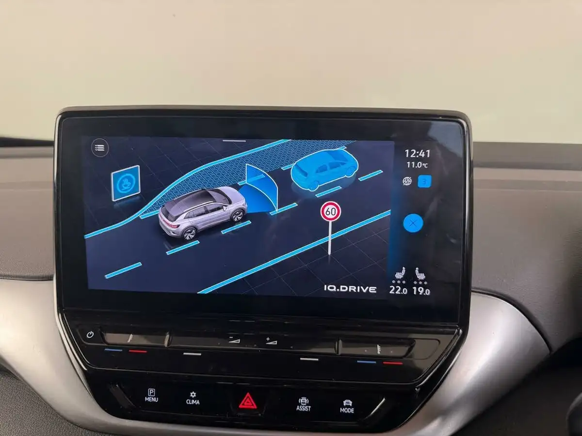 2021-volkswagen-id4-e-first-edition-big-36