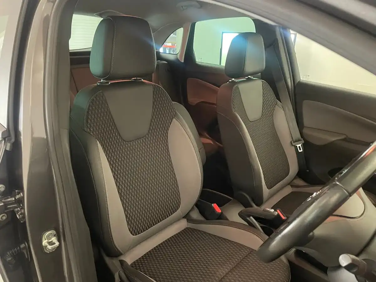 2019-vauxhall-crossland-x-12-elite-nav-83ps-ss-big-13