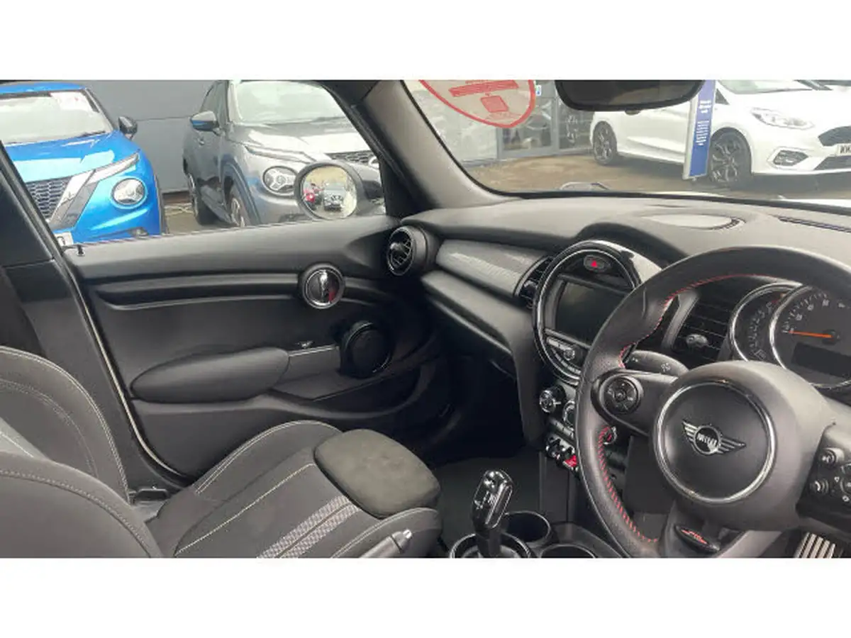 2019-mini-cooper-15-cooper-sport-hatchback-5d-auto-big-13
