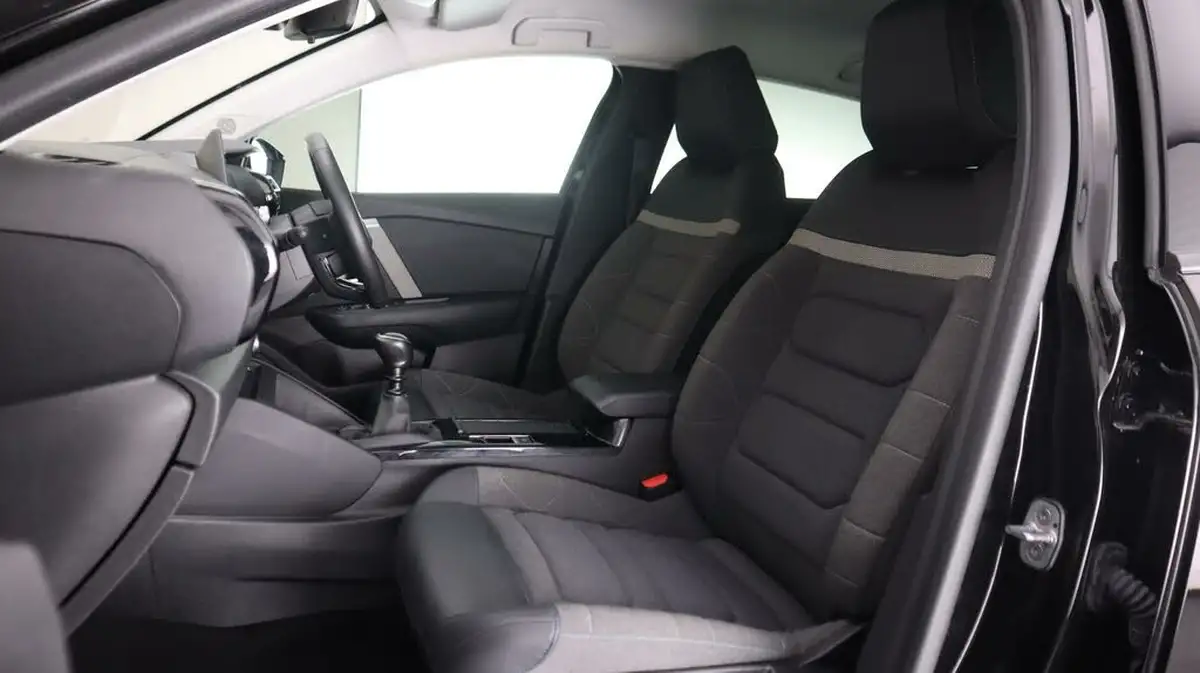 2022-citroen-c4-12-puretech-sense-plus-big-14