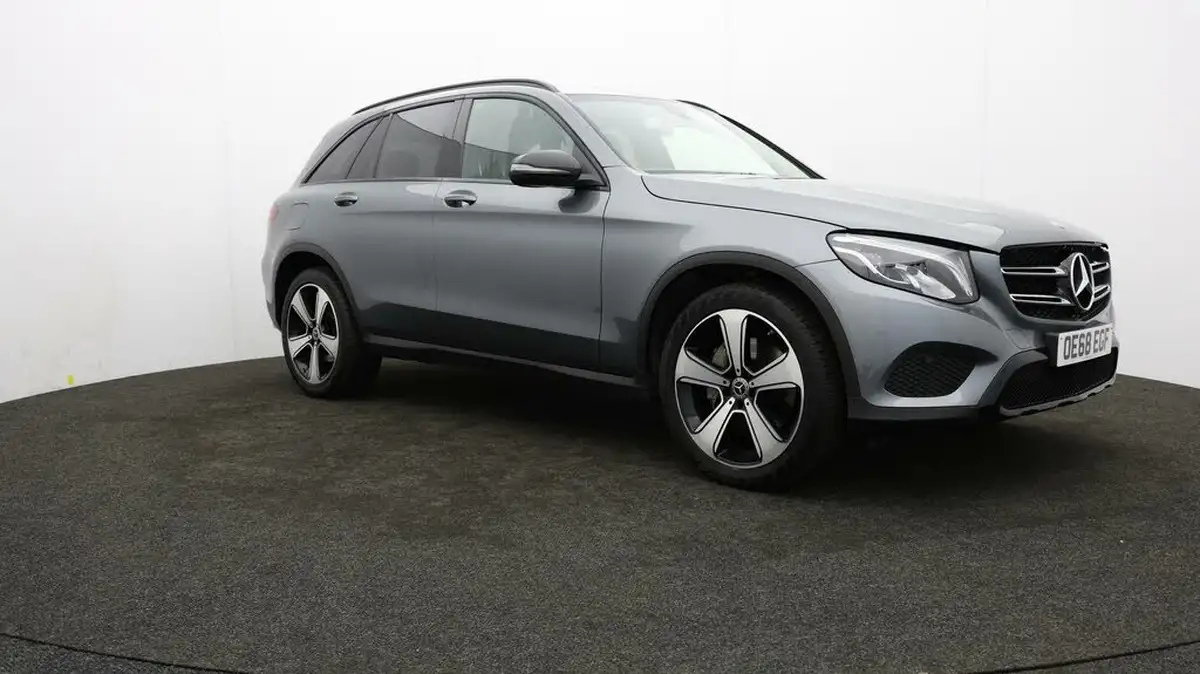2018-mercedes-benz-glc-class-21d-glc220d-urban-edition-big-46