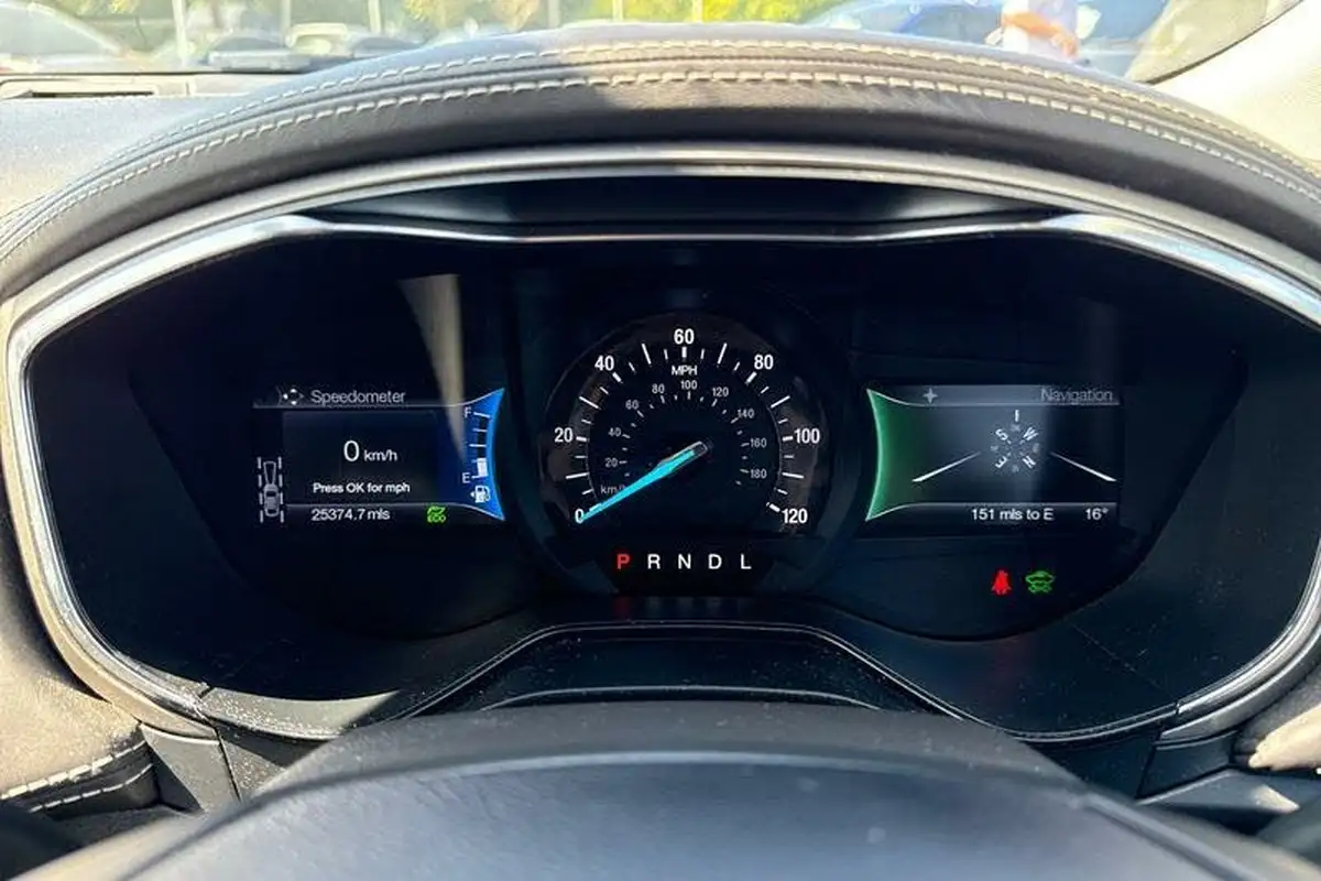 2022-ford-mondeo-20-tivct-vignale-estate-5d-big-12