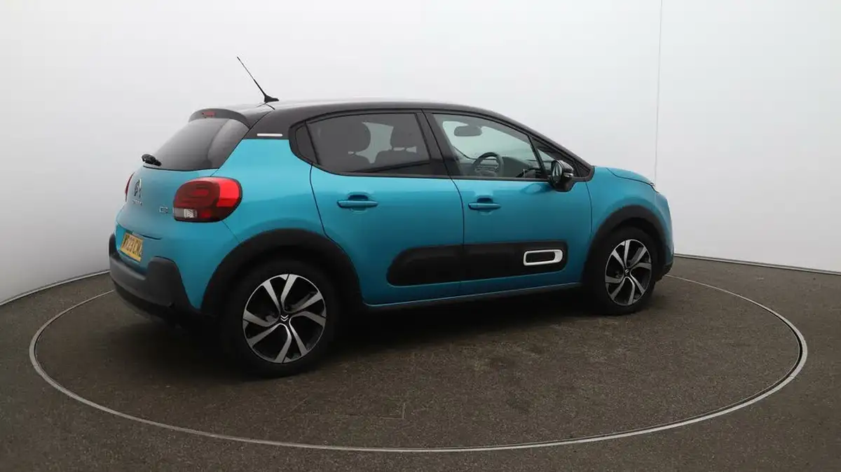 2023-citroen-c3-12-puretech-shine-plus-110ps-ss-eat6-big-52