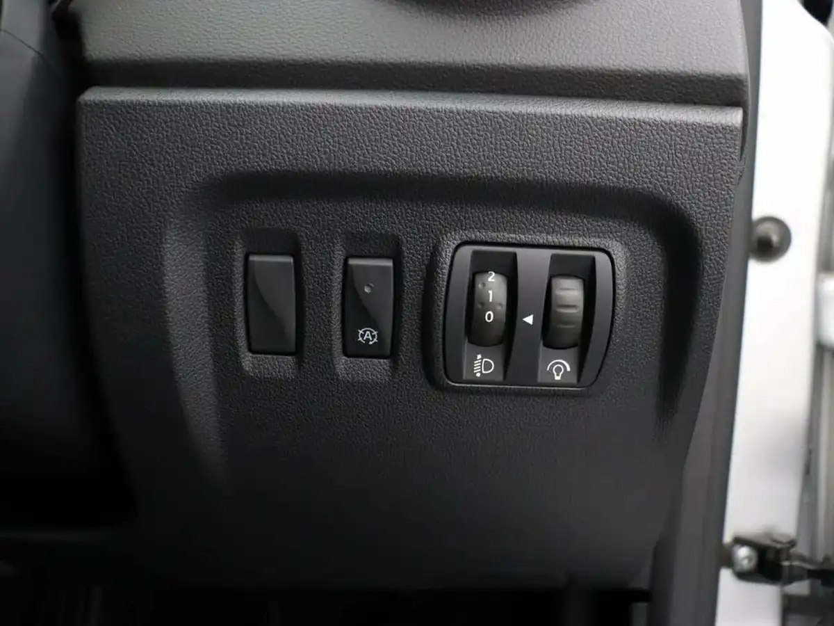 2017-renault-captur-12-tce-dynamique-nav-energy-ss-edc-auto-big-39
