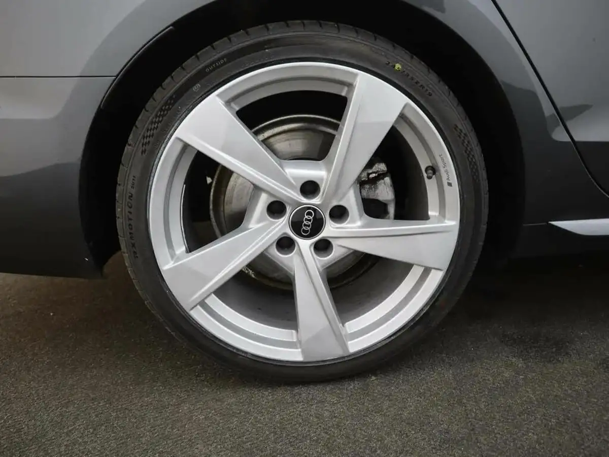 2024-audi-a4-20-35-tfsi-s-line-big-6