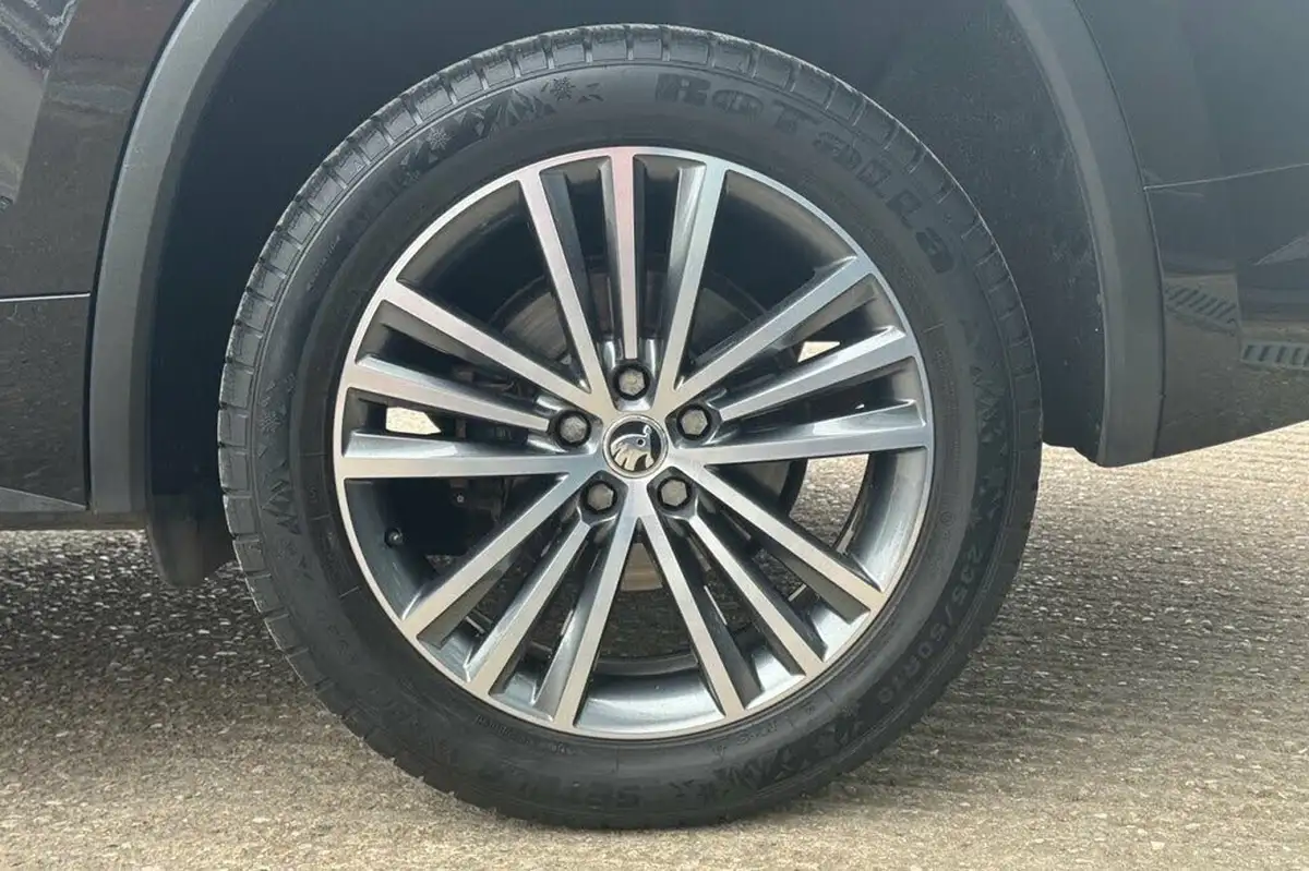 2020-skoda-kodiaq-20tdi-laurin-klement-150ps-dsg-big-44