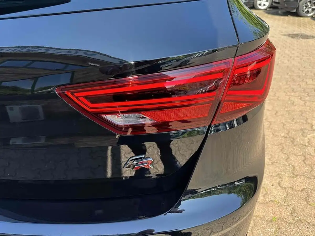 2020-seat-leon-15-tsi-evo-fr-150ps-estate-dsg-big-11