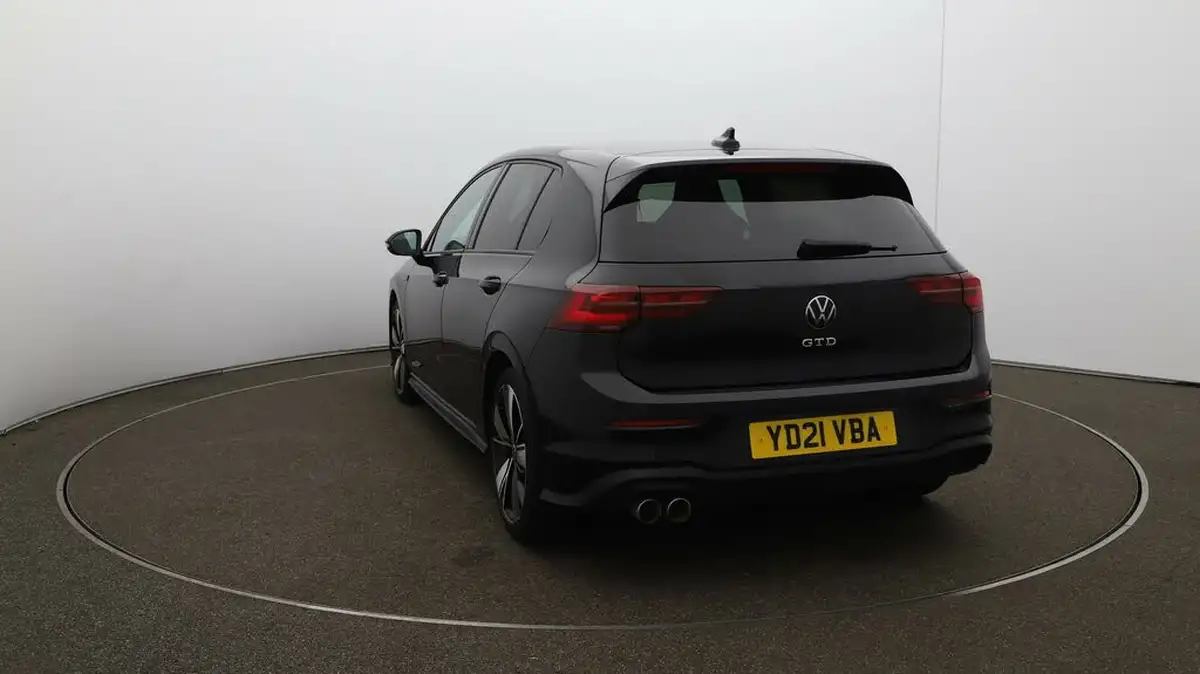 2021-volkswagen-golf-20tdi-gtd-big-53