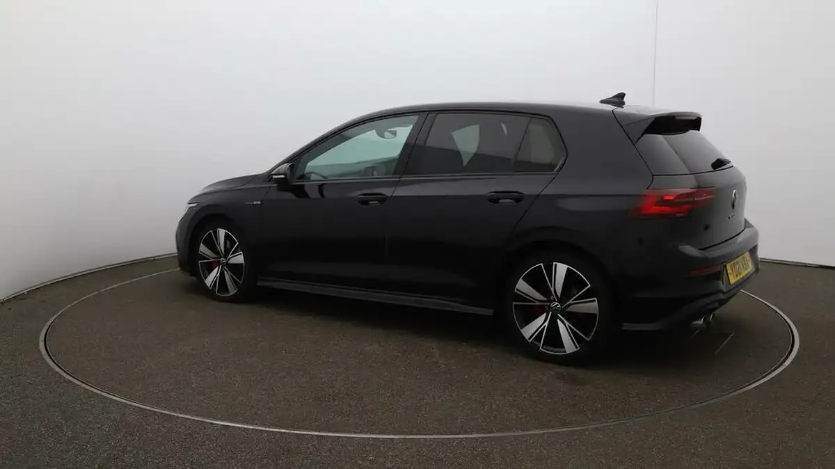 2021-volkswagen-golf-20tdi-gtd-big-29