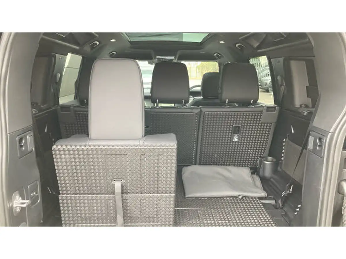 2023-land-rover-110-defender-30-d250-x-dynamic-se-big-21
