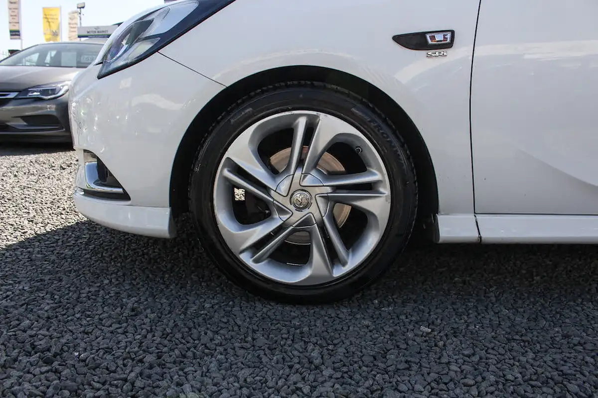 2015-vauxhall-corsa-14i-16v-turbo-sri-vx-line-3d-big-13