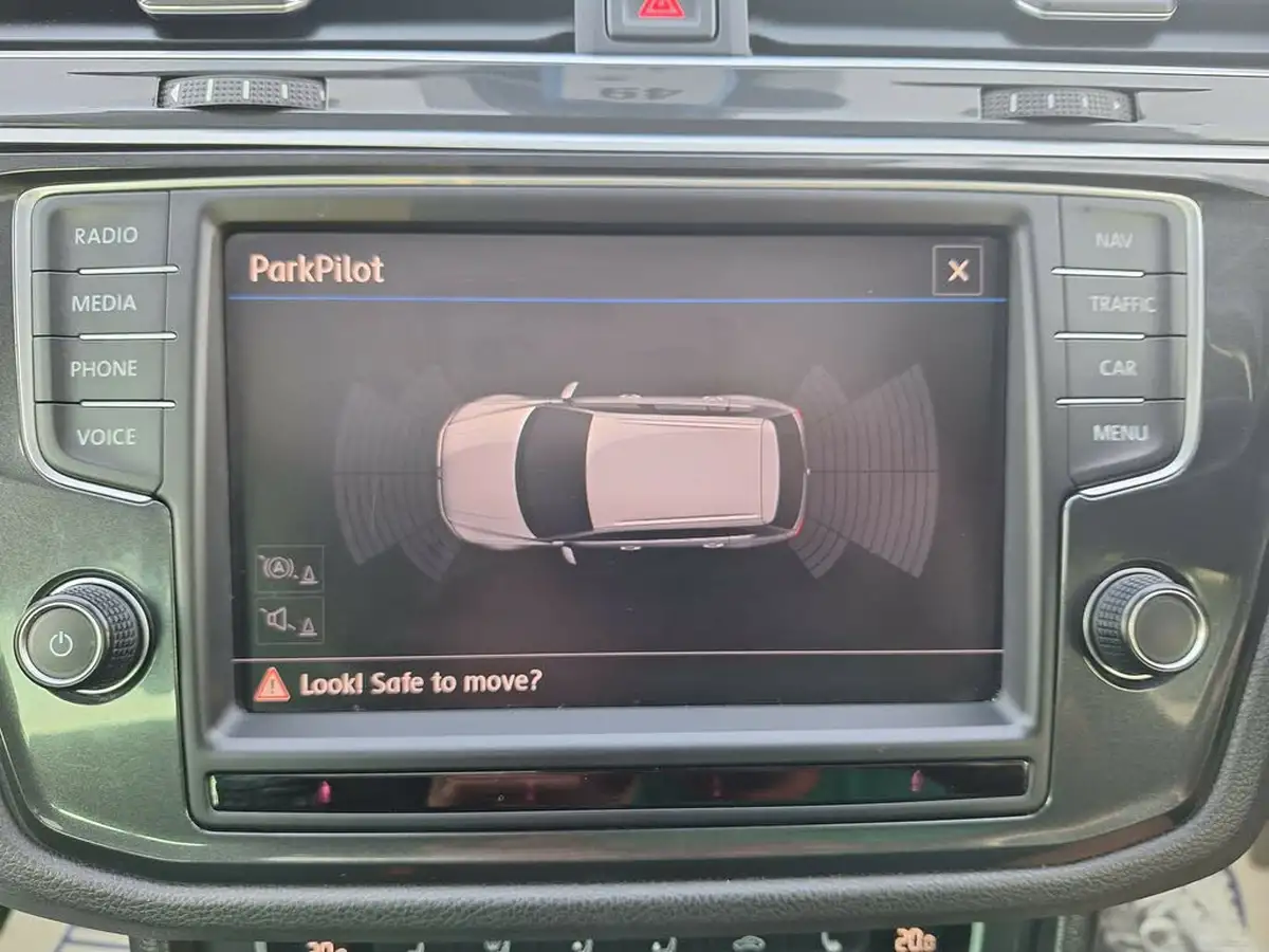 2016-volkswagen-tiguan-20-tsi-sel-dsg-big-49