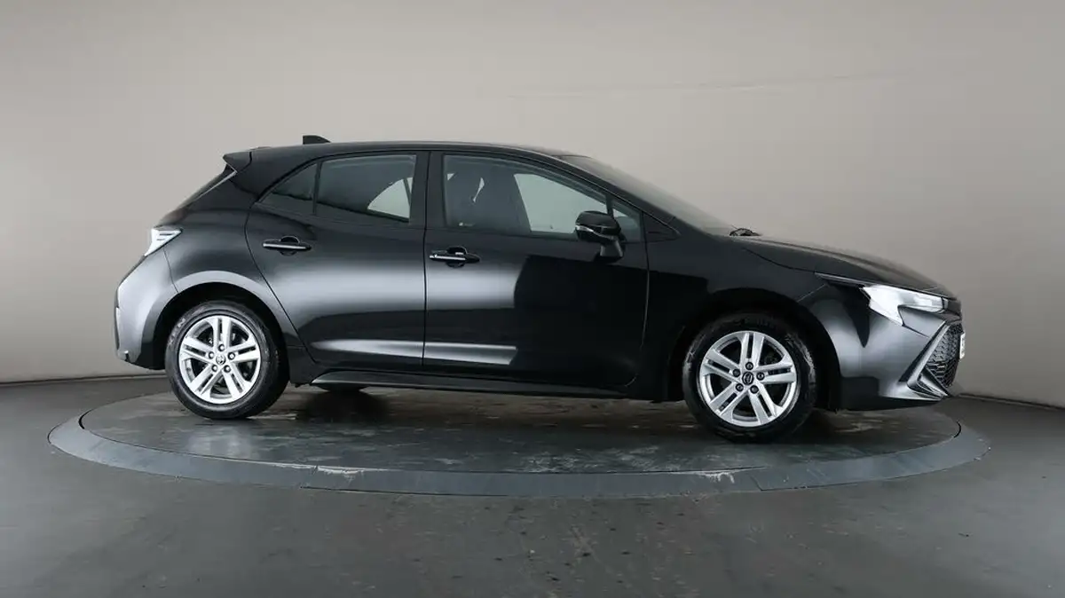 2022-toyota-corolla-18-vvt-i-icon-120bhp-trk-hatchback-5d-big-56