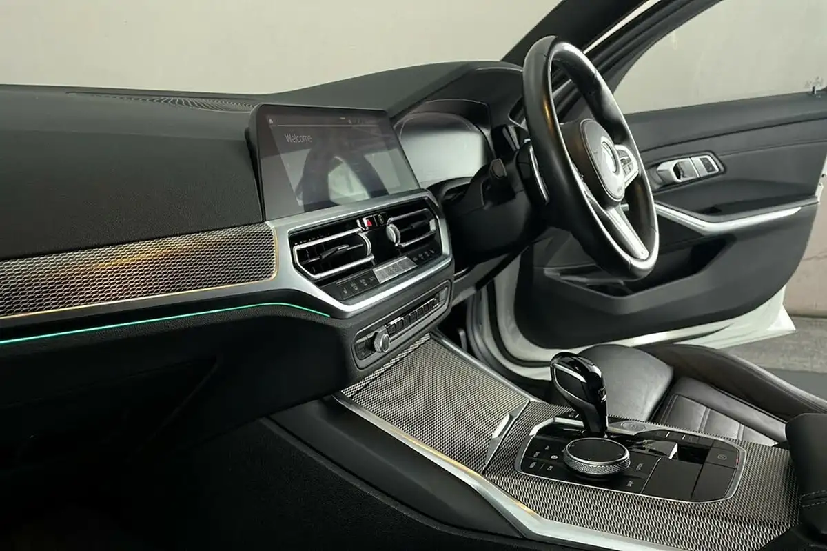 2020-bmw-3-series-20-320i-m-sport-tu-saloon-4d-big-9