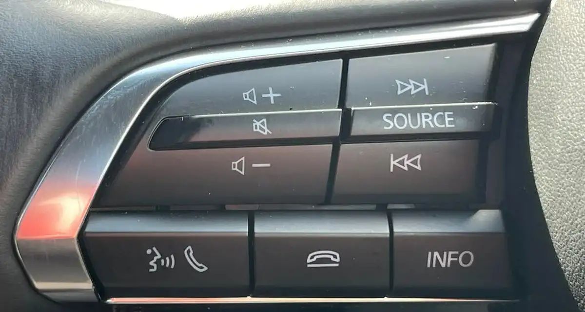 2024-mazda-mazda3-20-e-skyactiv-x-homura-sunroof-auto-big-16