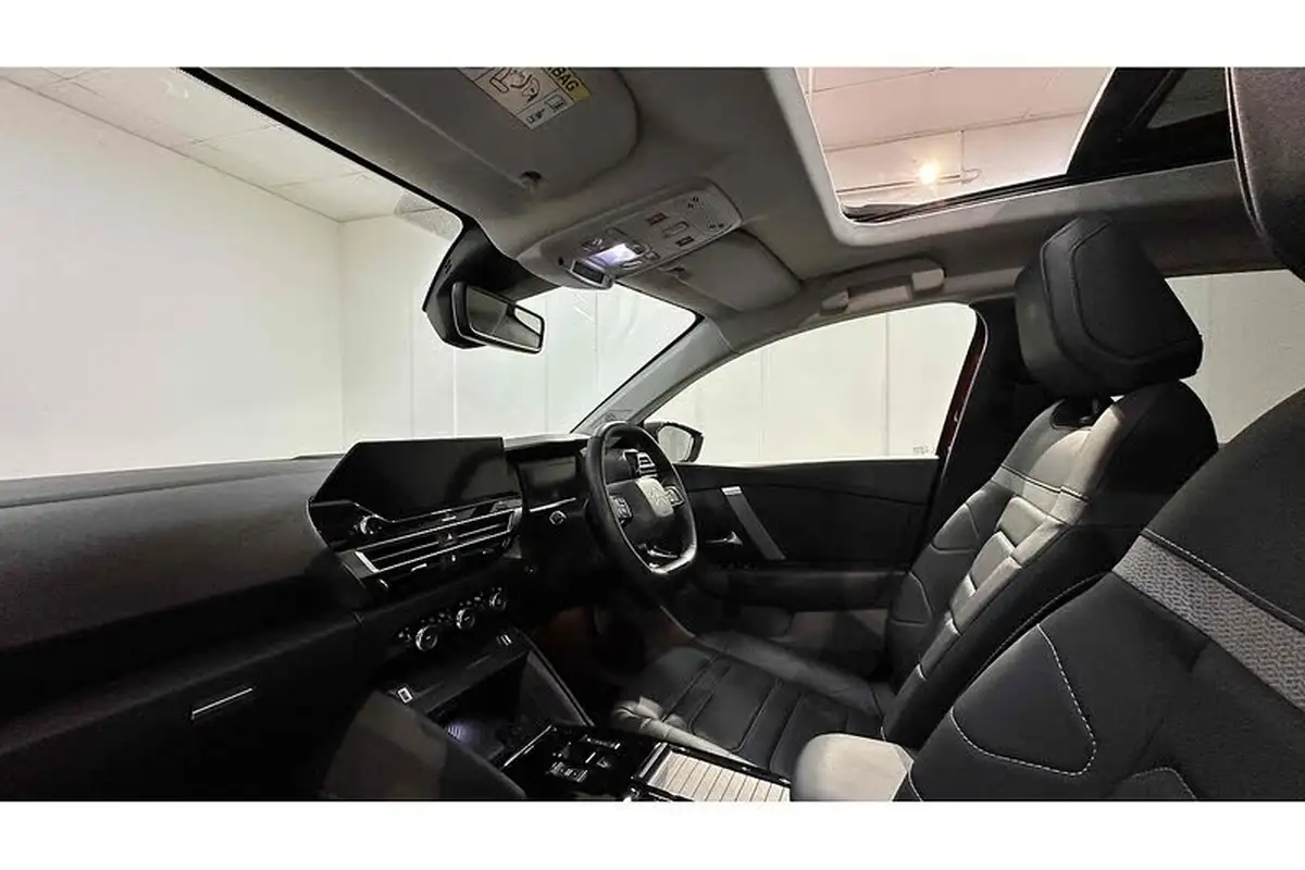 2021-citroen-c4-12-puretech-shine-plus-130ps-big-20