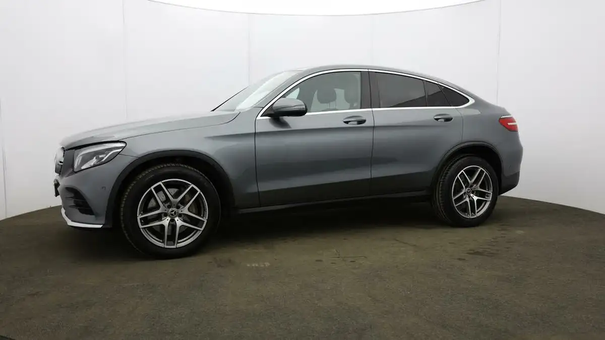 2018-mercedes-benz-glc-class-21d-glc220d-amg-line-ss-coupe-4d-big-35