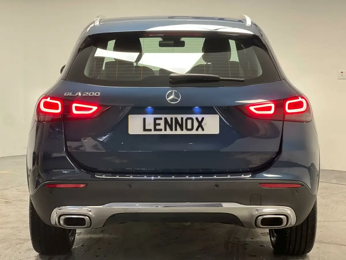 2023-mercedes-benz-gla-class-13-gla-200-sport-executive-station-wagon-big-6