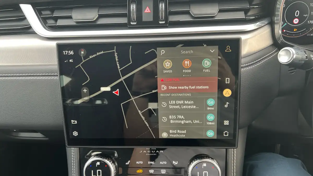 2021-jaguar-f-pace-30-d300-r-dynamic-hse-mhev-big-10
