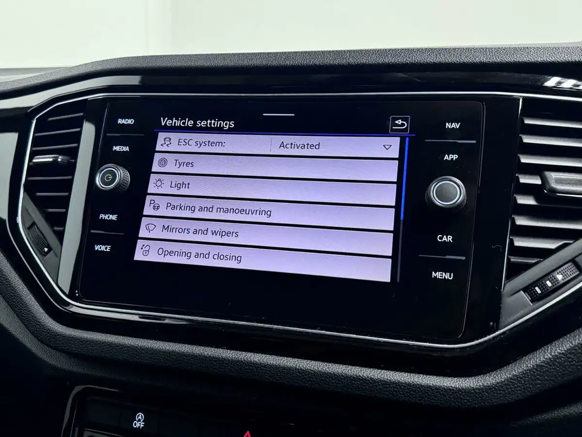 2021-volkswagen-t-roc-15-tsi-black-edition-dsg-big-51
