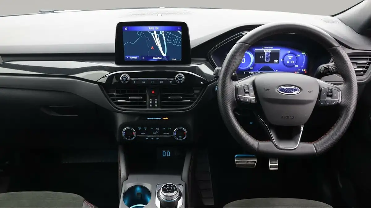 2022-ford-kuga-big-12
