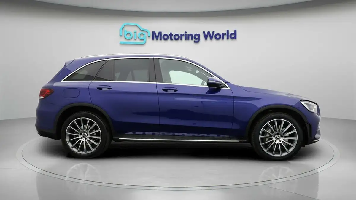 2022-mercedes-benz-glc-class-20d-glc300d-amg-line-premium-245ps-coupe-5d-1950cc-big-7