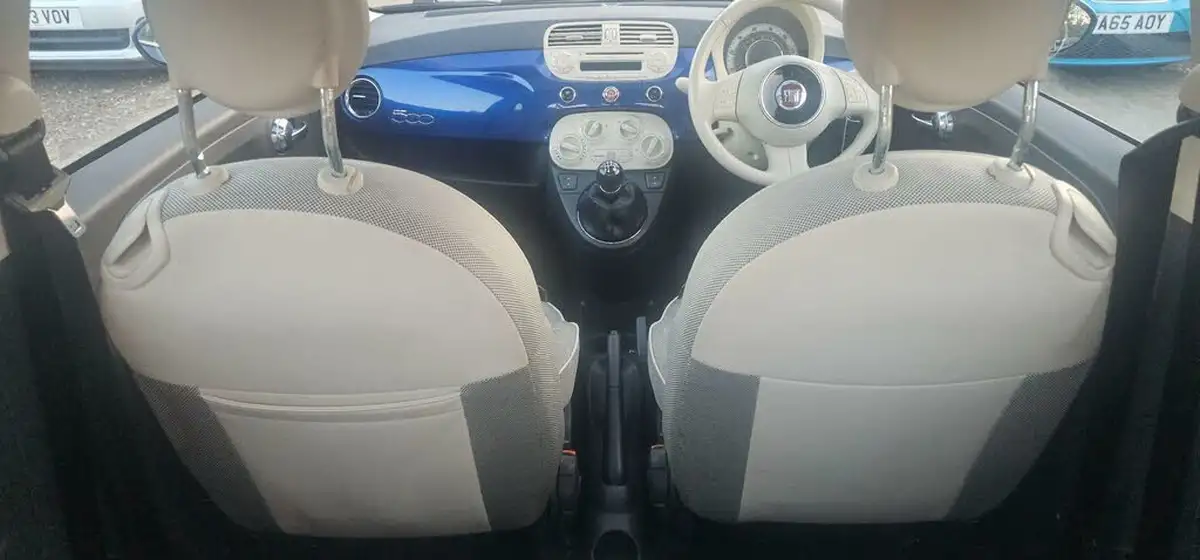 2009-fiat-500-12-lounge-big-17