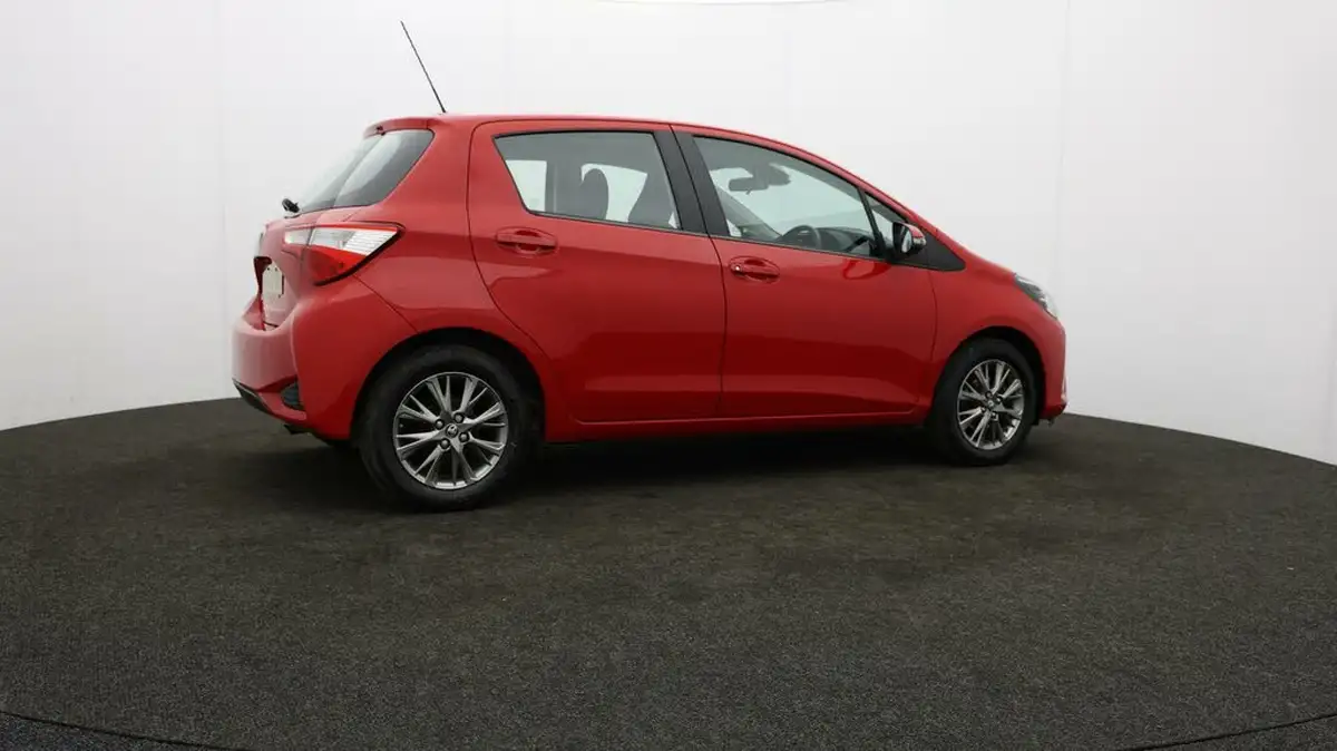 2020-toyota-yaris-10-vvt-i-icon-big-33