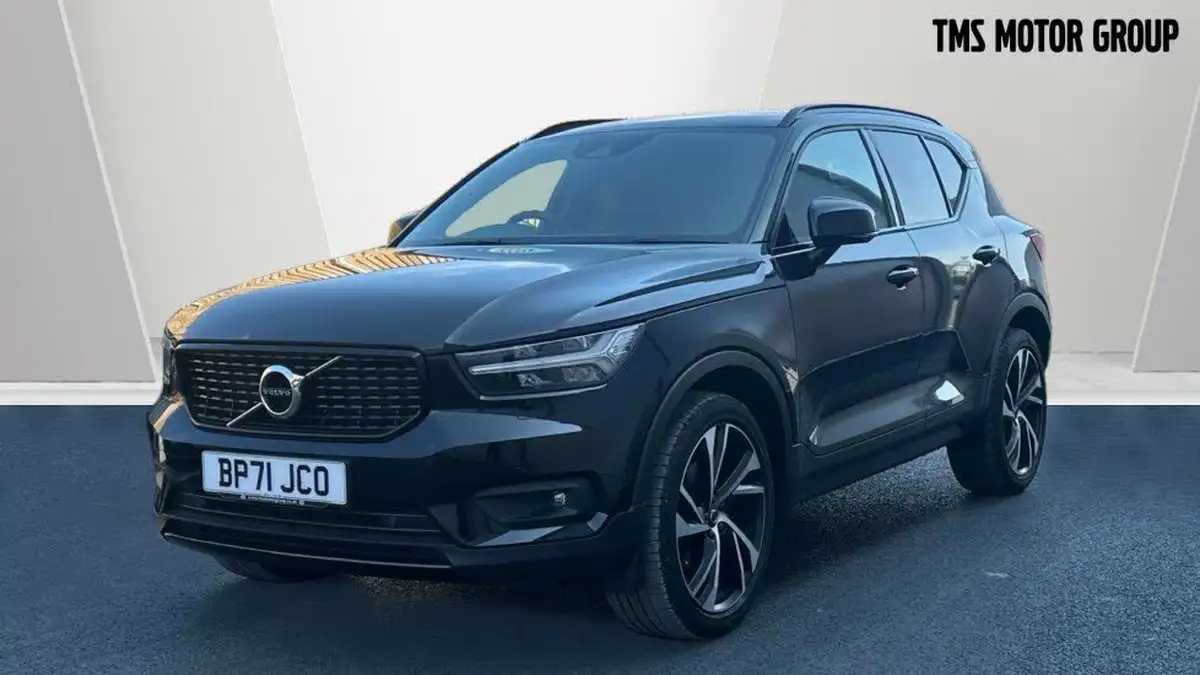 2022-volvo-xc40-20-b4-r-design-pro-big-5